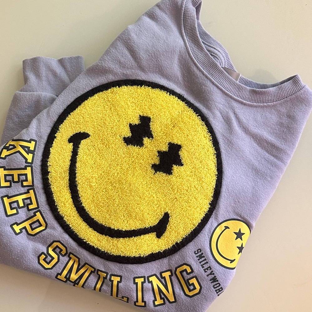 Smileys World Cozy Lilac Lavender Purple Kids' Sweatshirt with Yellow Face XL